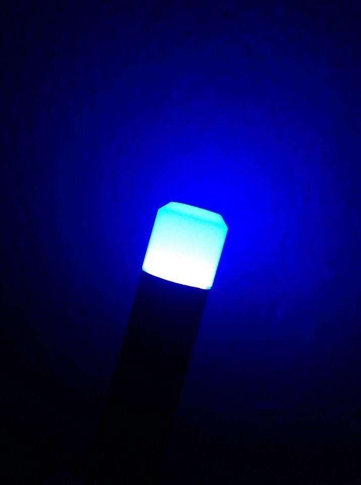 Holdcarp automatické svetlo na bójku modré